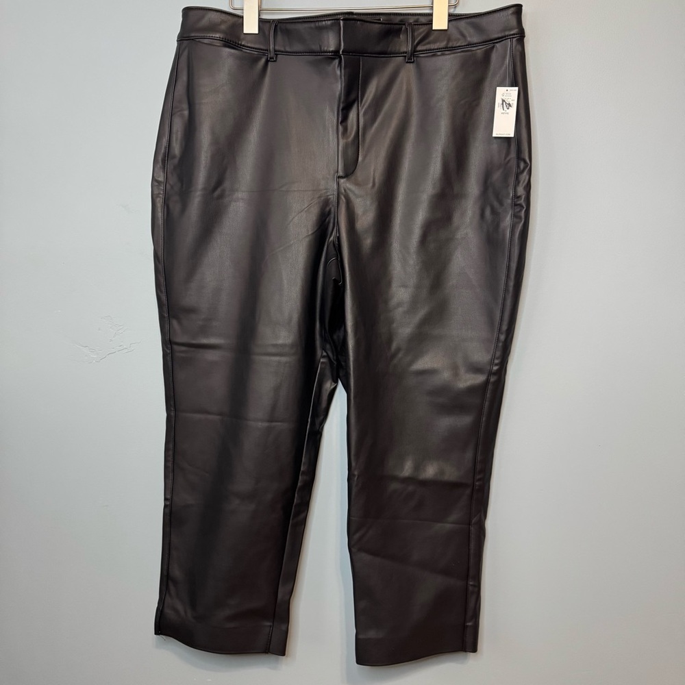 Old Navy High Rise Pixie Straight Faux Leather Pants in Black. NWT. Size 18P - Picture 14 of 14